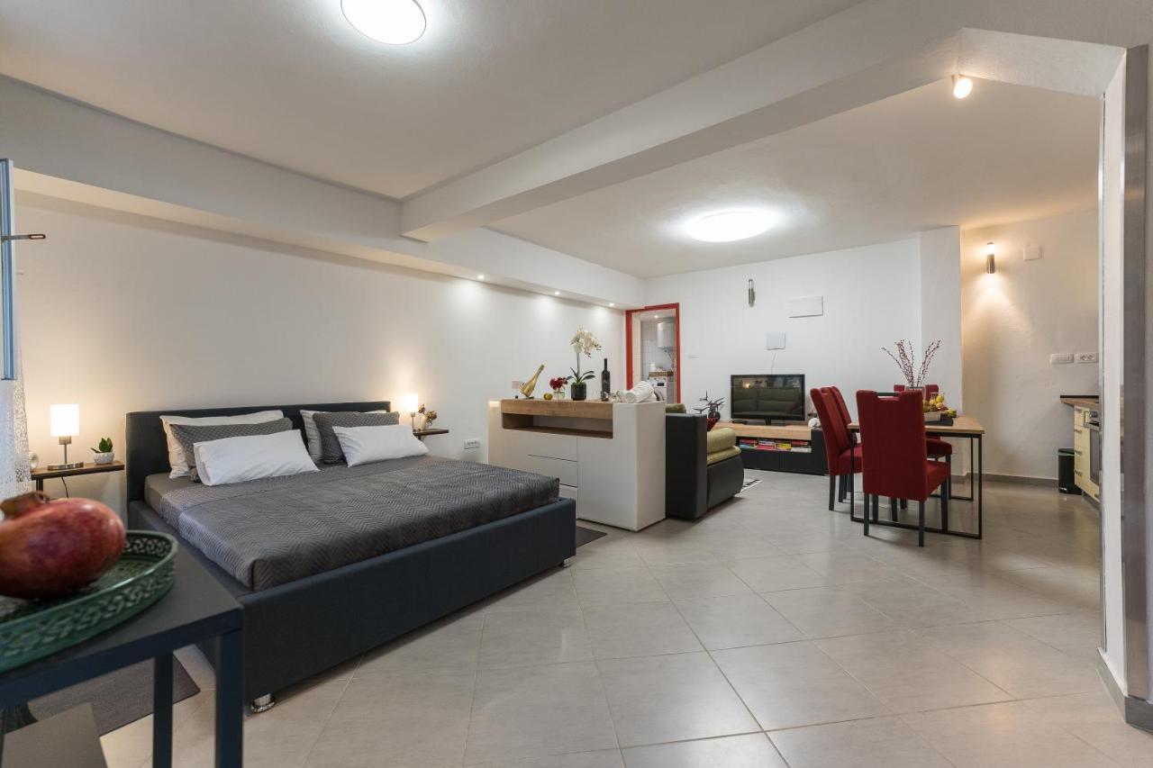 Studio Apartman Mirakul 자다르 외부 사진