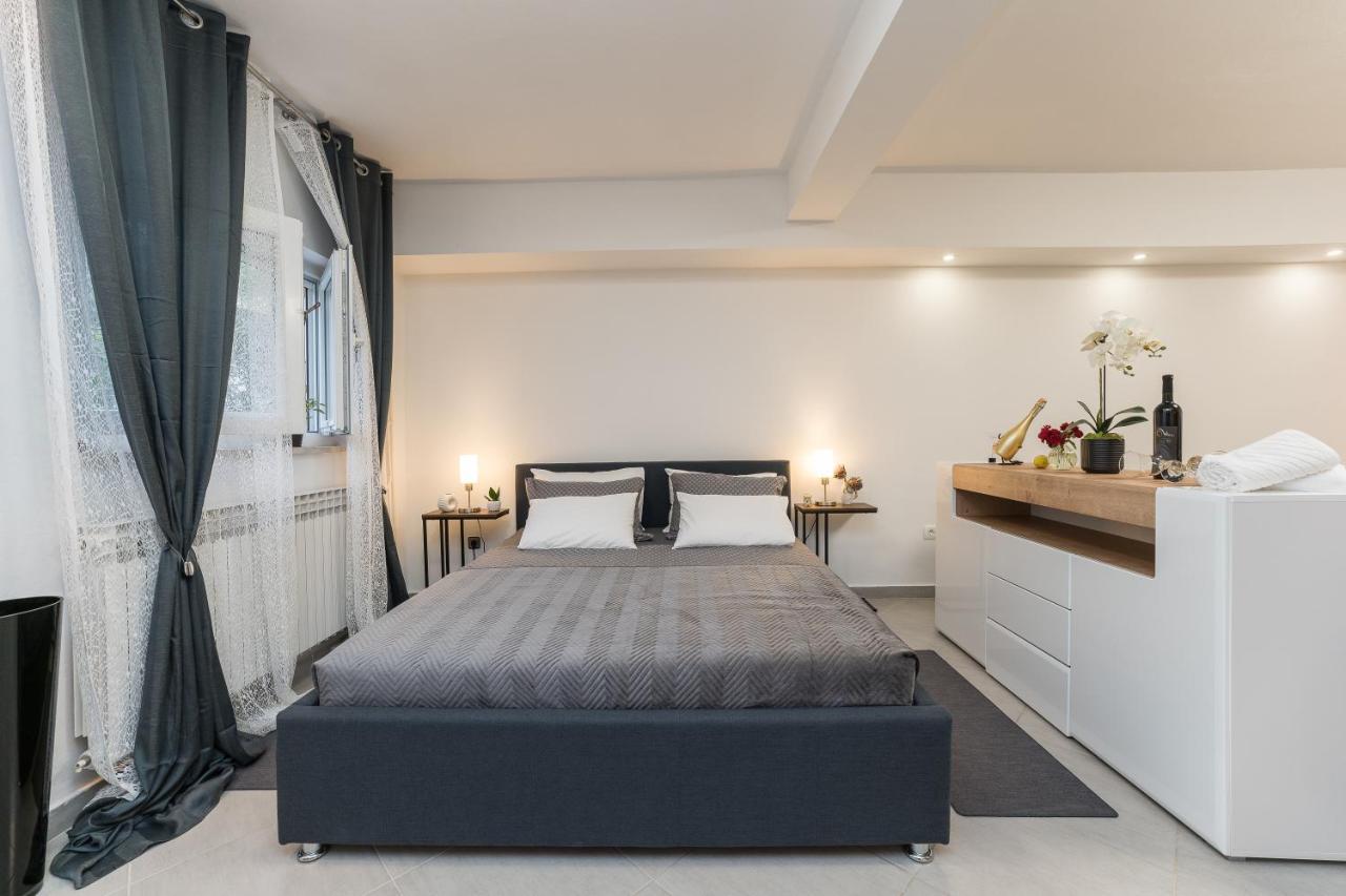 Studio Apartman Mirakul 자다르 외부 사진